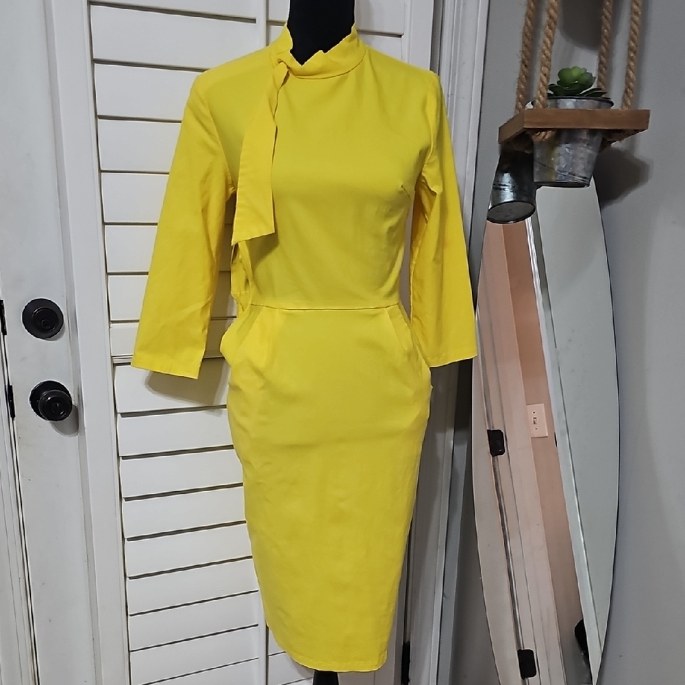 Elegant Yellow Long Sleeve Dress
